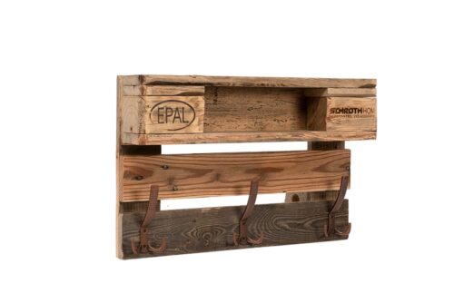 Garderobe PALrobe Mini aus geschliffenen Paletten